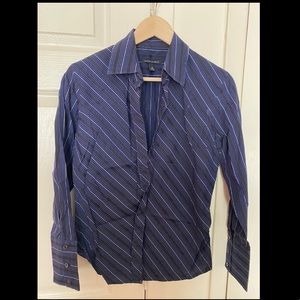 Banana Republic button up long sleeve - Blue striped
